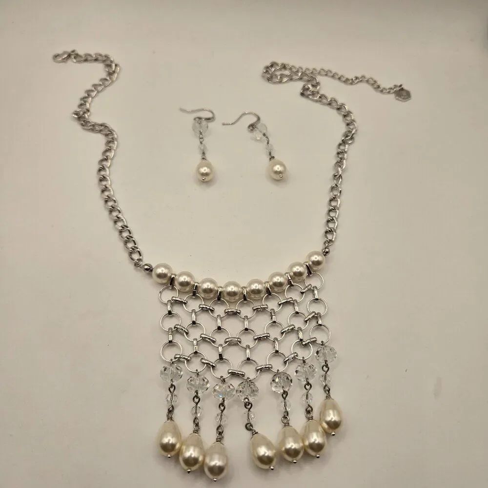 Swarovski Crystalized Bib Necklace Earrings Set Faux Pearls Silver Tone